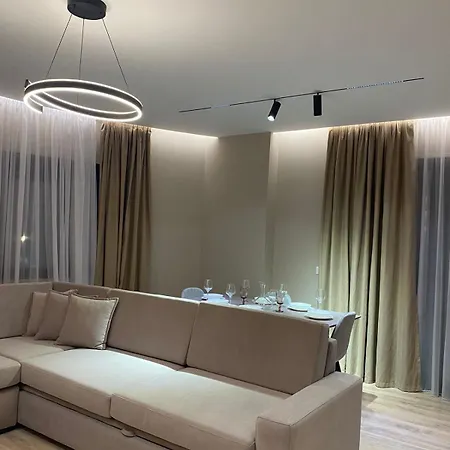 Casa Luxe